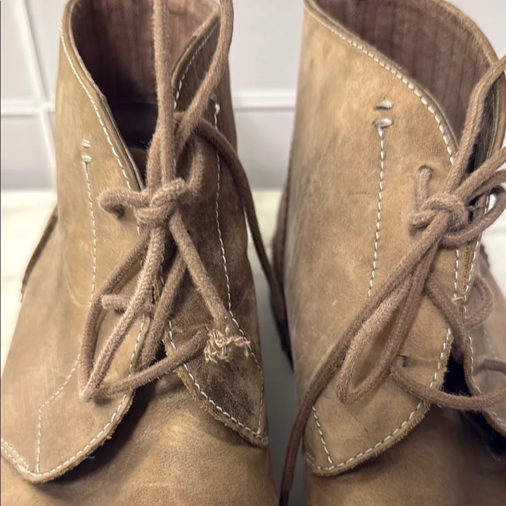 Men’s Penguin Leather Brown Chukka Boots - Picture 5 of 11